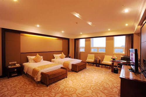 Chutian Guangdong International Hotel Vuhan Dış mekan fotoğraf